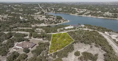 3035 Beacon Lake Dr, Bluff Dale, TX 76433