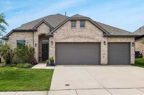 4341 Swallow Dr, Roanoke, TX 76262