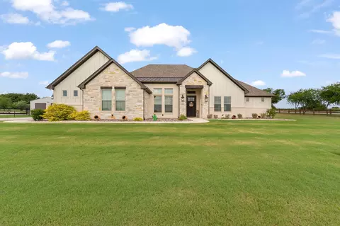 6065 Bella Terra Ln, Godley, TX 76044