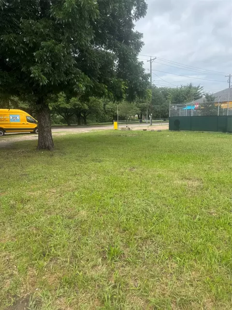 Undisclosed, Dallas, TX 75210