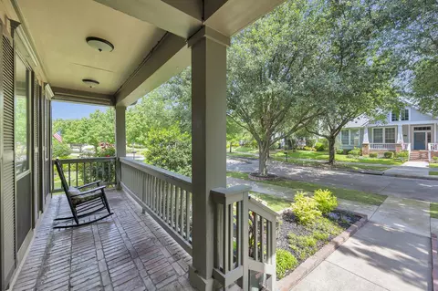 8516 Hudson St, North Richland Hills, TX 76180