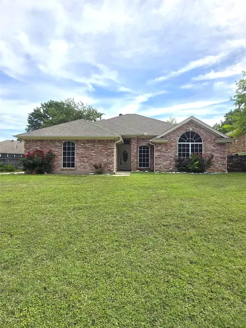 604 Valleyridge Ct, Decatur, TX 76234