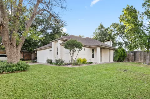 2403 Beverly Hills Ln, Mesquite, TX 75150