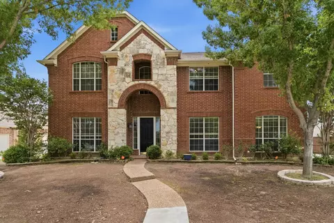 1117 Apache Lake Dr, Carrollton, TX 75010