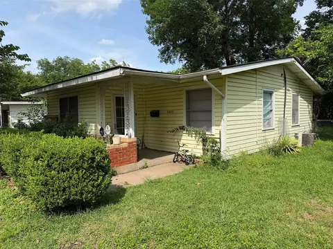 1402 Houghton Rd, Dallas, TX 75217