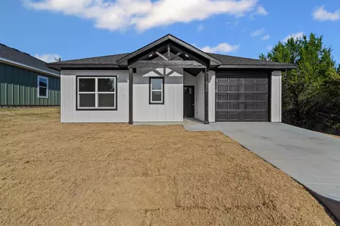 3400 Hilltop Rd, Granbury, TX 76048