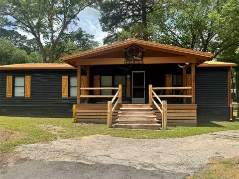 20414 Hillside Dr, Chandler, TX 75758