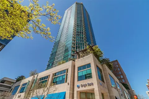 500 Throckmorton St #2502, Fort Worth, TX 76102