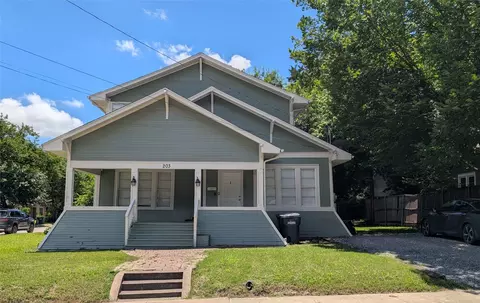203 Heard St #A/B, Mckinney, TX 75069
