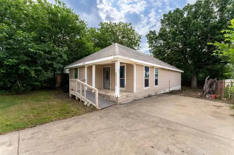 1502 Adelaide Dr, Dallas, TX 75216