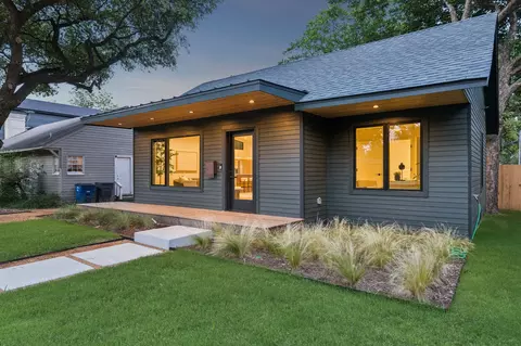9028 Santa Clara Dr, Dallas, TX 75218