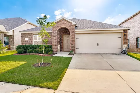 2104 Shady Glen Trl, Princeton, TX 75407