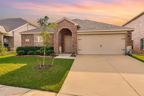 2104 Shady Glen Trl, Princeton, TX 75407