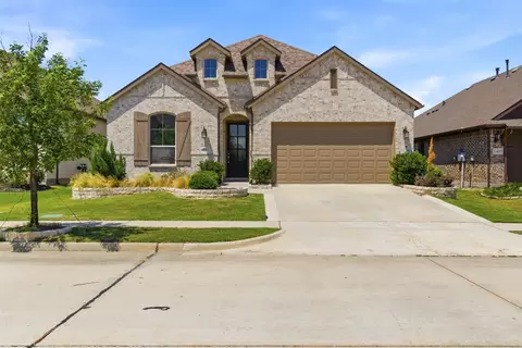 1401 Sumner St, Aubrey, TX 76227