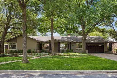 630 Mayrant Dr, Dallas, TX 75224