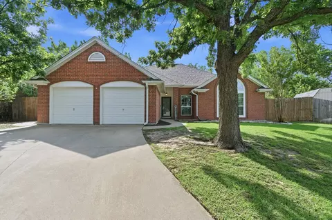 1451 Shadow Run, Weatherford, TX 76086