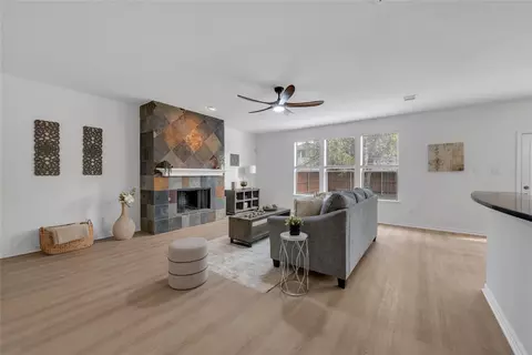 5725 Touchstone Dr, Mckinney, TX 75070