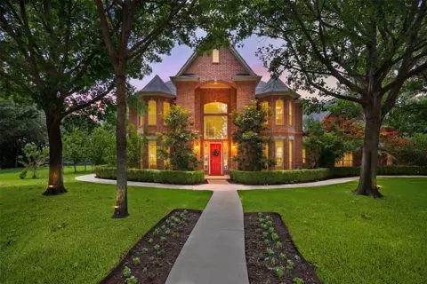 8 Park Pl, Mansfield, TX 76063