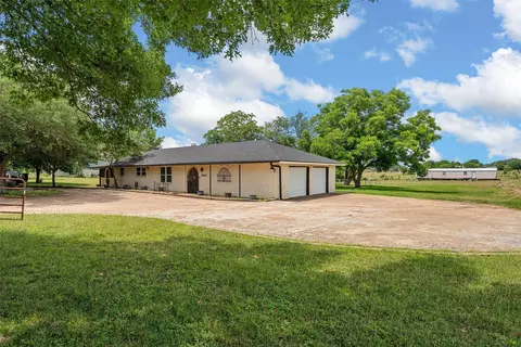 Exterior - 5444 Old Lorena Rd, Lorena, TX 76655 photo 10 of 11