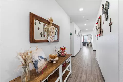 Entry Way - 645 Ridgeback Trl, Haslet, TX 76052 photo 2 of 6