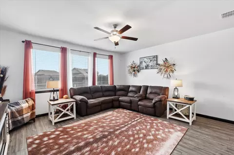 Living - 645 Ridgeback Trl, Haslet, TX 76052 photo 1 of 2