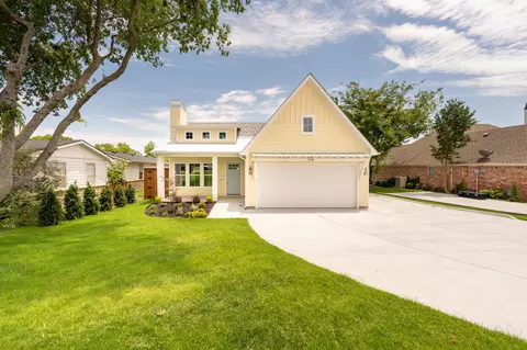403 Clark # B, Rockwall, TX 75087