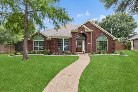 9809 Belfort Dr, Frisco, TX 75035