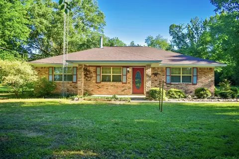 300 Bethel Rd, Como, TX 75431