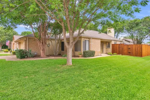 4173 Rosser Sq, Dallas, TX 75244