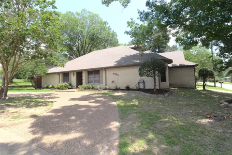 603 Redbud Cir, Athens, TX 75751