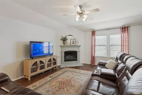 Living - 2107 Thistle Ln, Forney, TX 75126 photo 3 of 4