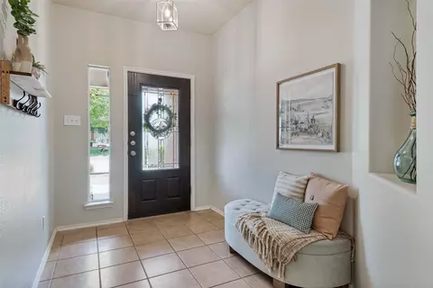 Entry Way - 2107 Thistle Ln, Forney, TX 75126 photo 2 of 3