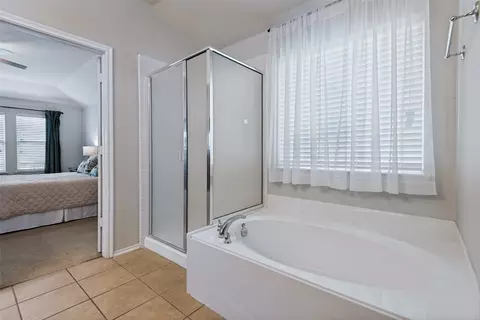 Bath - 2107 Thistle Ln, Forney, TX 75126 photo 2 of 2