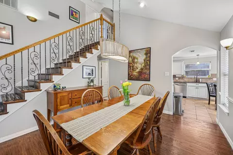 408 Milla Ln, Euless, TX 76039