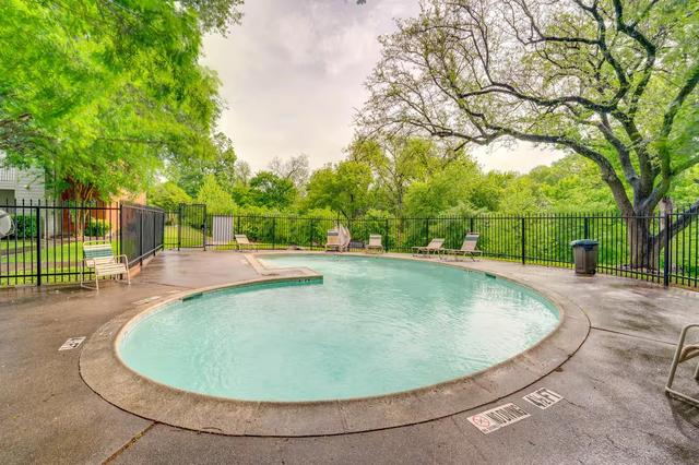 6900 Skillman St #102, Dallas, TX 75231