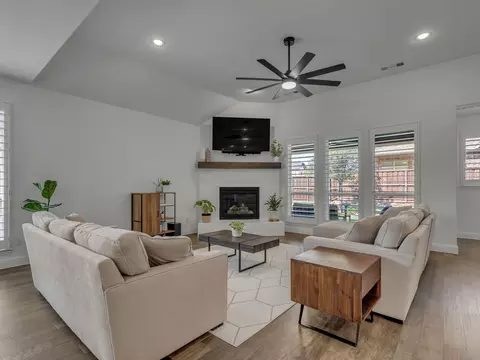1041 Lone Grove Ln, Prosper, TX 75078