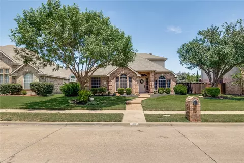 9800 Adolphus Dr, Frisco, TX 75035