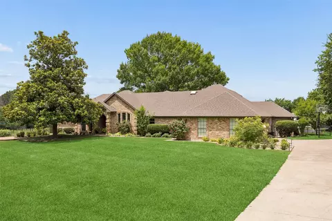 579 N Collins Rd, Sunnyvale, TX 75182