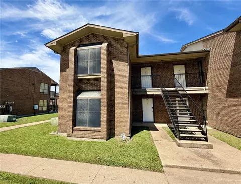 4460 Chaha Rd #101, Garland, TX 75043