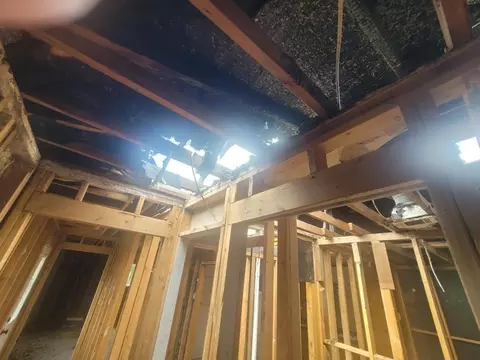Entry Way - 717 Midway Rd, Tool, TX 75143 photo 4 of 5