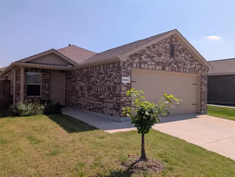 14032 Haggerston Dr, Pilot Point, TX 76258
