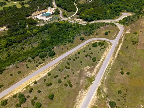 7116 Eagle Oaks Dr, Cleburne, TX 76033 photo 3