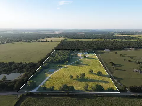 923 Natty Flat Rd, Lipan, TX 76462