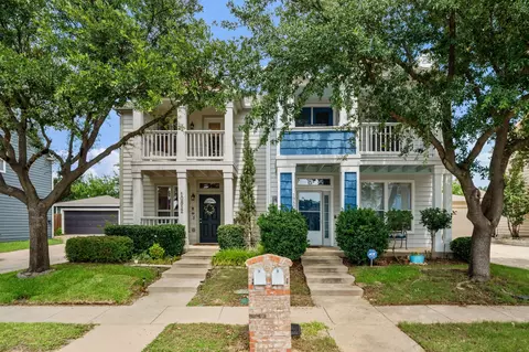 10812 Astor Dr, Fort Worth, TX 76244