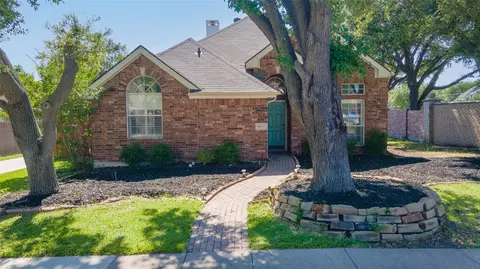 6913 Harvey Ln, Plano, TX 75023