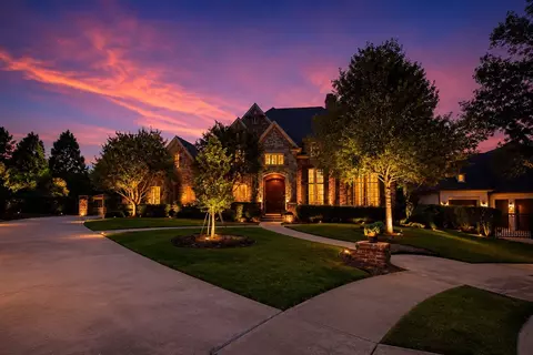 200 Compton Ct, Colleyville, TX 76034
