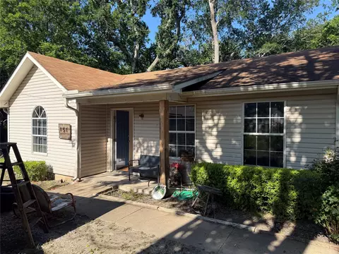 151 Wilson Ln, Van Alstyne, TX 75495