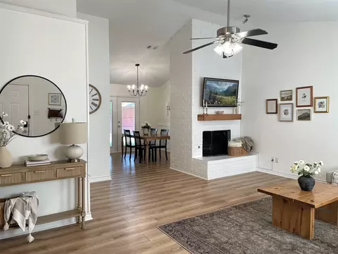 3801 Lofland Ln, Rowlett, TX 75088