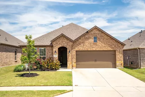 10605 Ponderosa Trl, Aubrey, TX 76227