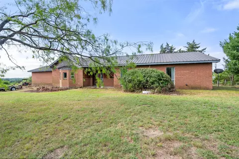 9326 NW County Road 1343, Blooming Grove, TX 76626